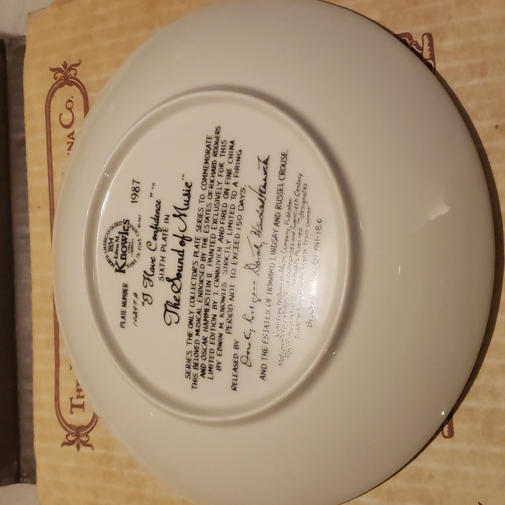 I HAVE CONFIDENCE-- THE SOUND OF MUSIC  COLLECTOR PLATE - Picture 5 of 6